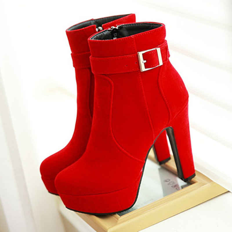 Ankle Boots With Zipper on Luulla