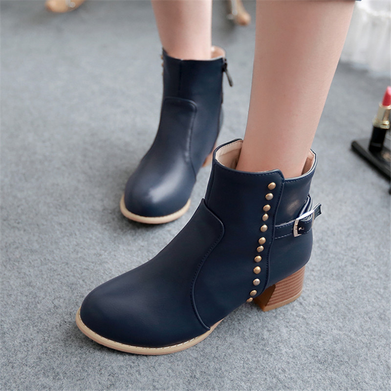 low heel buckle boots